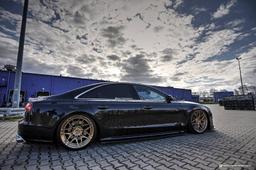 Maxton Design Sivuhelmat Audi S8 D4 FL