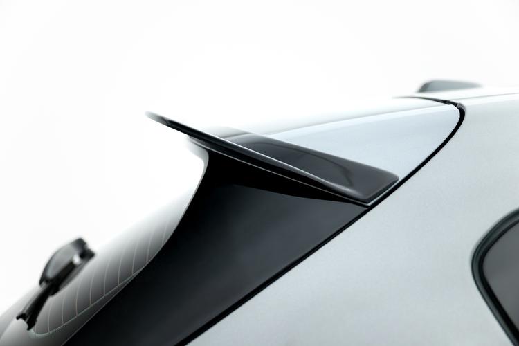Maxton Design Siipi BMW 1-serie F40