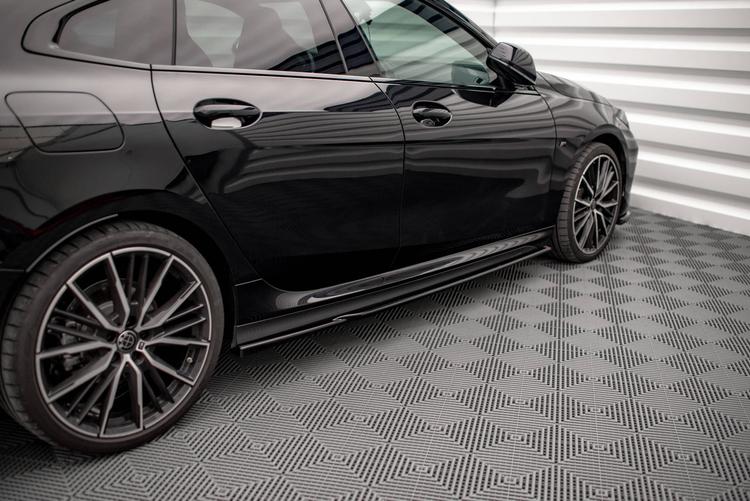 Maxton Design Sivuhelmat V.1 BMW 2-serie Gran Coupe M-pack / M235I F44