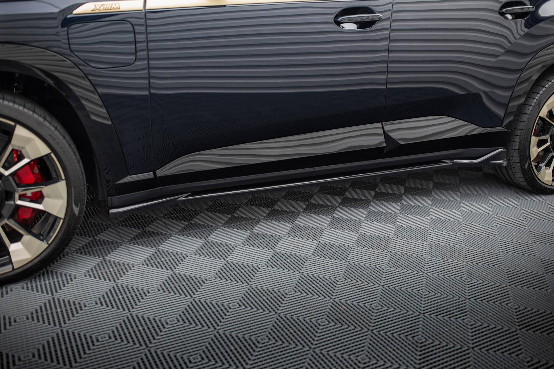 Maxton Design Sivuhelmat BMW XM G09