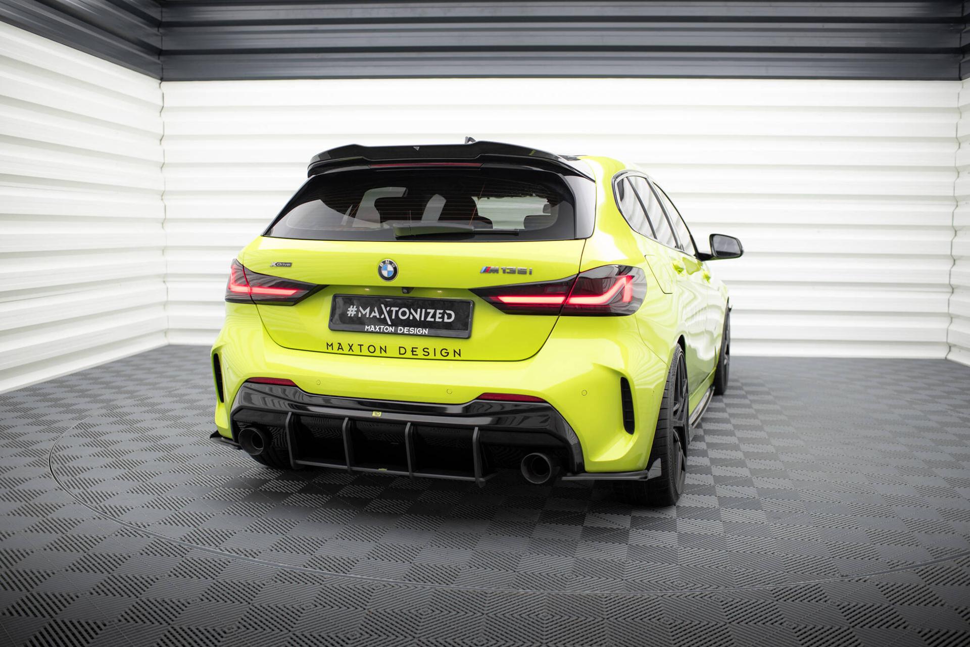 Maxton Design Diffuusori Street Pro V.1 BMW 1-serie F40 M-pack / M135I