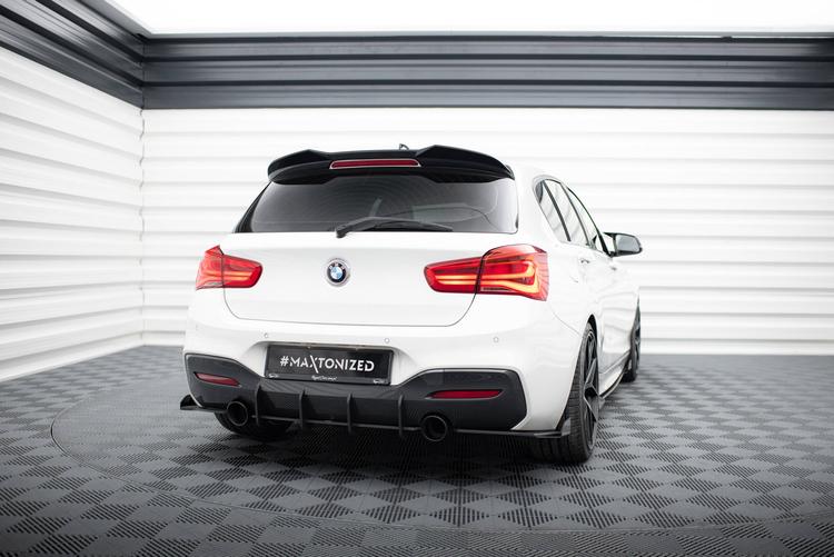 Maxton Design Diffuusori Street Pro V.3 BMW M140I
