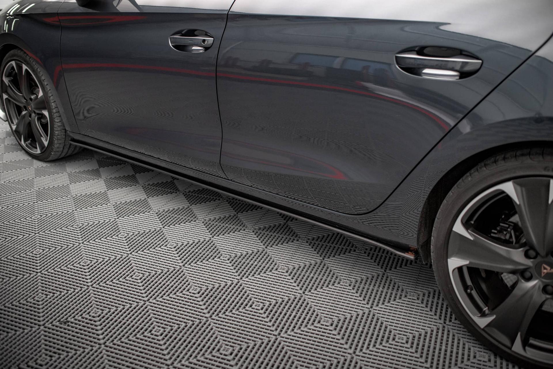 Maxton Design Sivuhelmat Street Pro Cupra Leon MK1