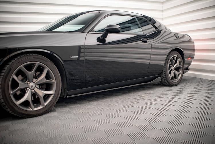 Maxton Design Sivuhelmat Dodge Challenger RT MK3 Facelift