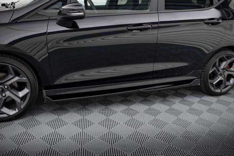 Maxton Design Sivuhelmat V.4 Ford Fiesta MK8 ST / St-line