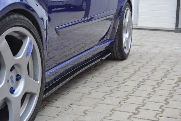 Maxton Design Sivuhelmat Ford Focus RS MK1