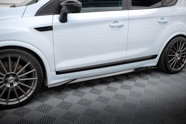 Maxton Design Sivuhelmat Ford Kuga ST MK1