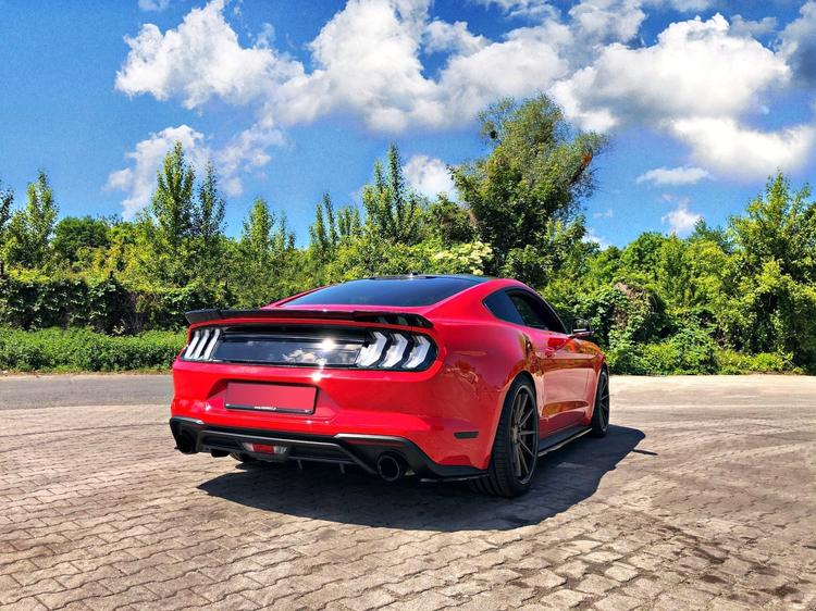 Maxton Design Sivuhelmat Ford Mustang MK. 6 Facelift
