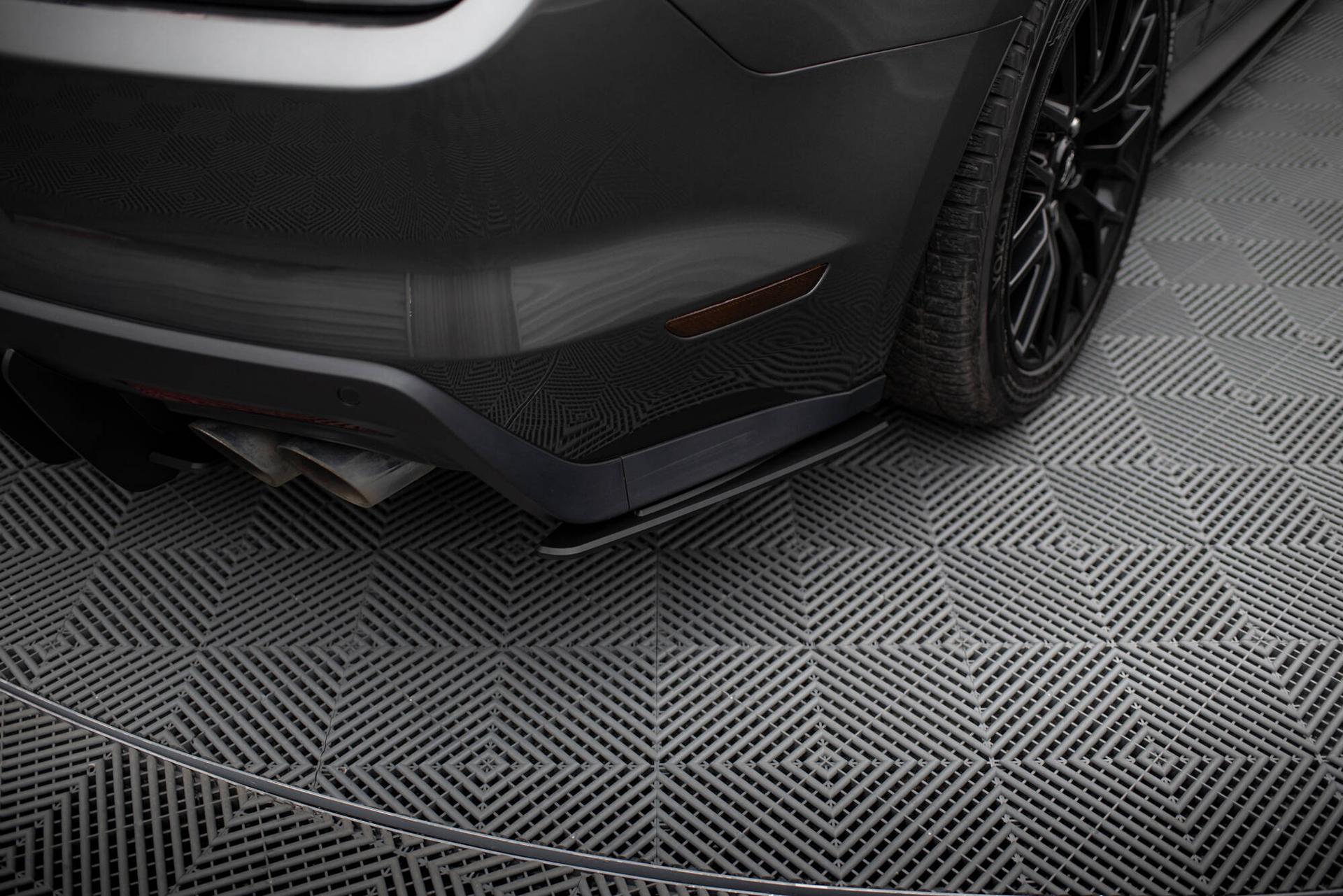 Maxton Design Splitters Street Pro Ford Mustang GT MK6 