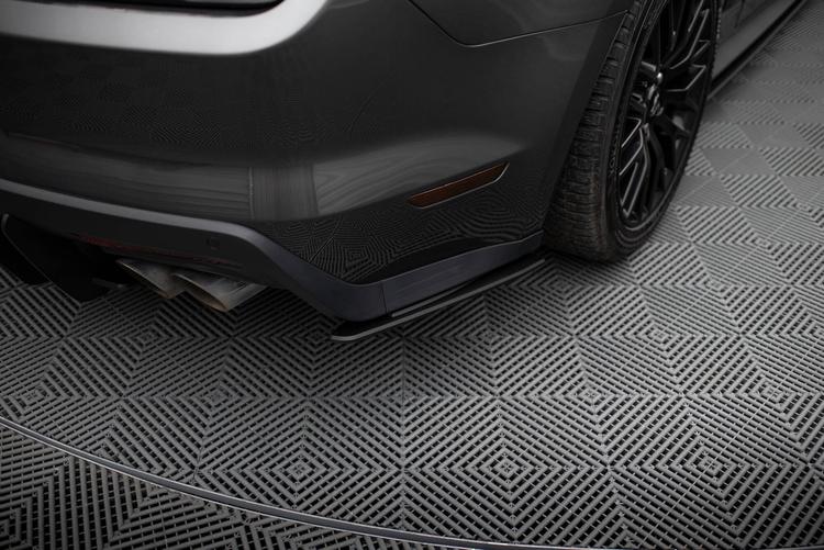 Maxton Design Splitters Street Pro Ford Mustang GT MK6 