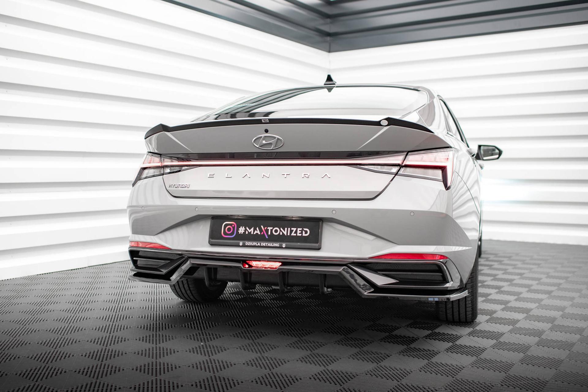 Maxton Design Diffuusori Hyundai Elantra MK7