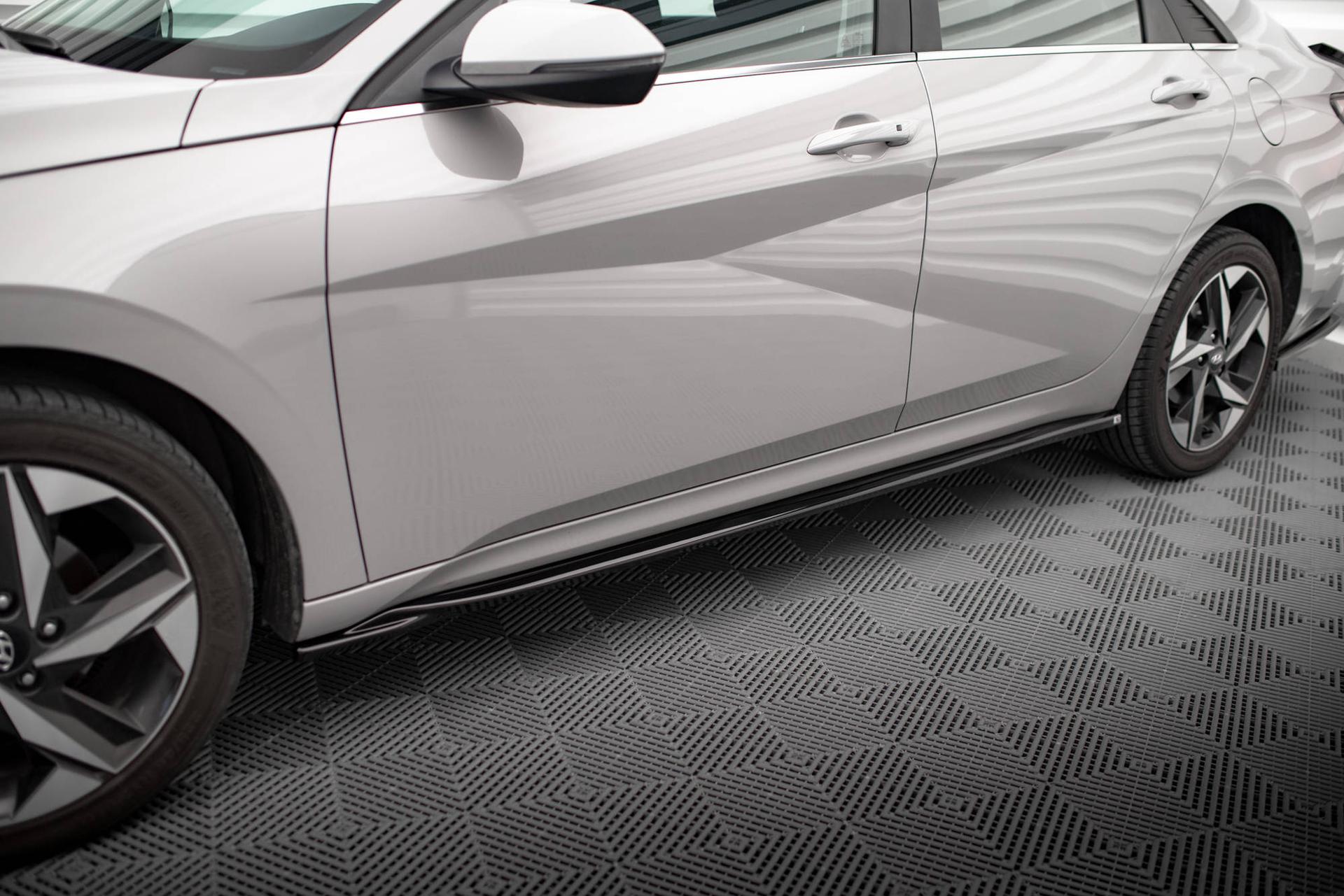 Maxton Design Sivuhelmat Hyundai Elantra MK7