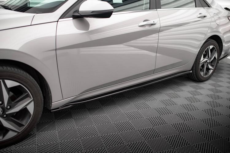 Maxton Design Sivuhelmat Hyundai Elantra MK7