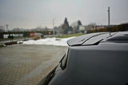 Maxton Design Siipi Jeep Grand Cherokee WK STR8