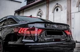 Maxton Design Siipi Lexus LS MK4 Facelift