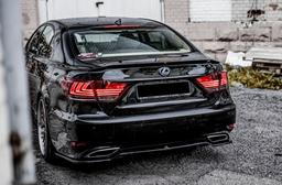 Maxton Design Siipi Lexus LS MK4 Facelift