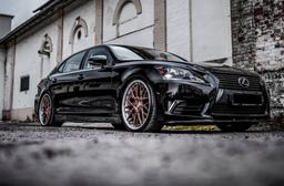Maxton Design Sivuhelmat Lexus LS Long Wheelbase MK4 Facelift