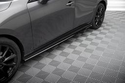Maxton Design Sivuhelmat Mazda 3 MK4