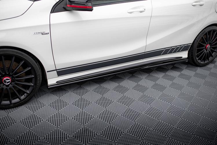 Maxton Design Sivuhelmat Mercedes-benz A45 AMG W176
