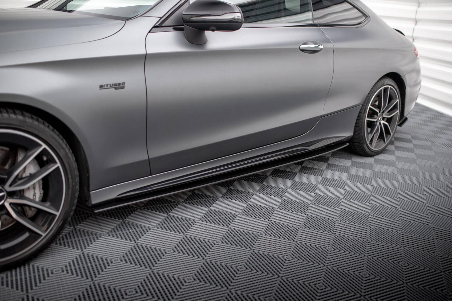 Maxton Design Sivuhelmat Street Pro Mercedes-amg C43 Coupe / Cabrio C205  Facelift / A205 Facelift
