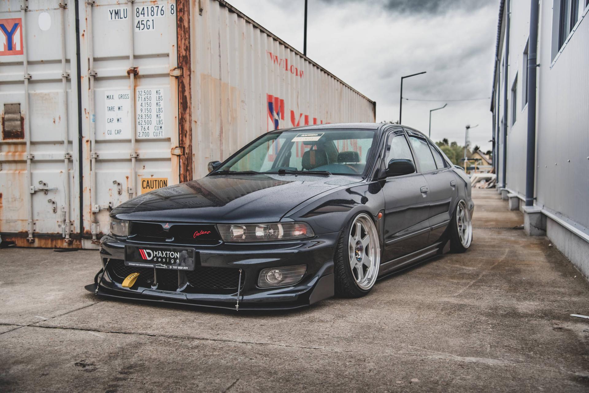 Maxton Design Kuppispoileri Racing Mitsubishi Galant Avance MK8