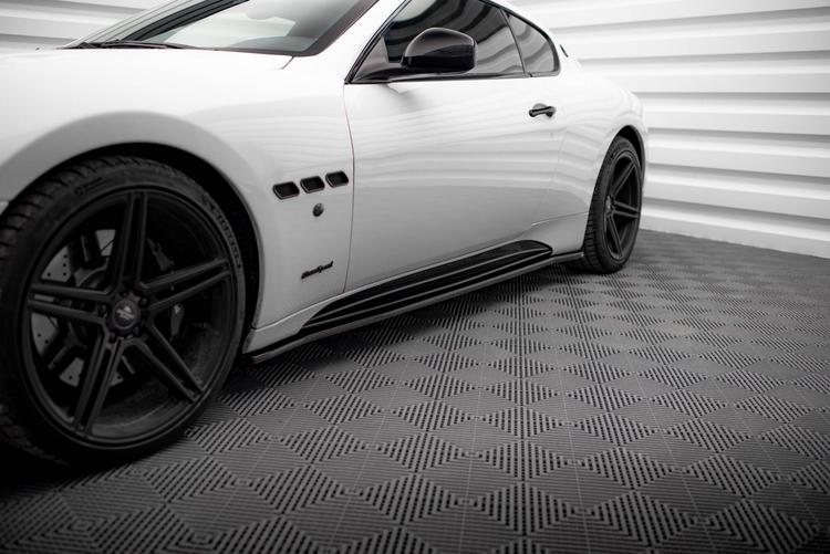 Maxton Design Sivuhelmat Maserati Granturismo S MK1