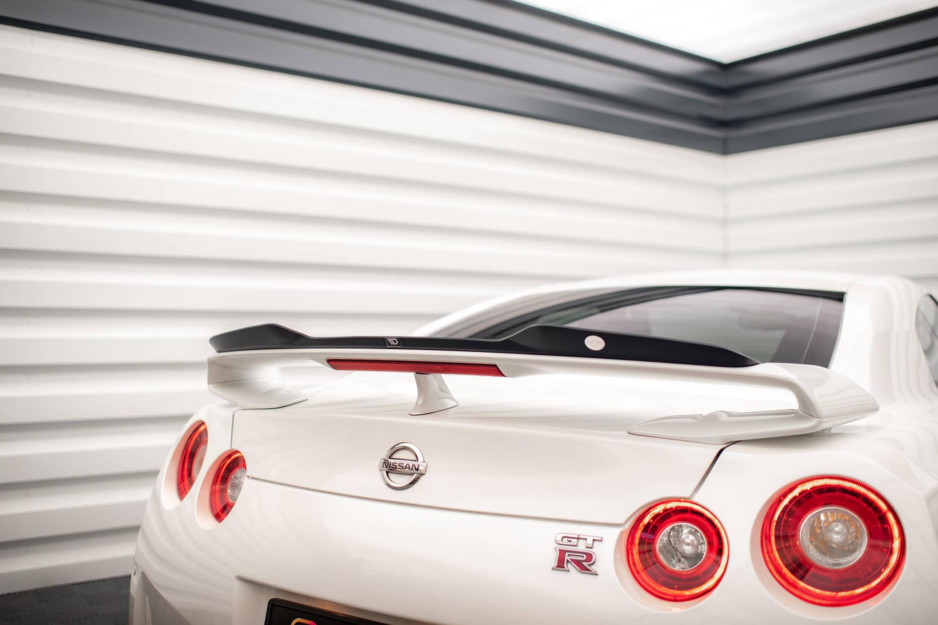 Maxton Design Siipi Nissan GTR R35 Facelift