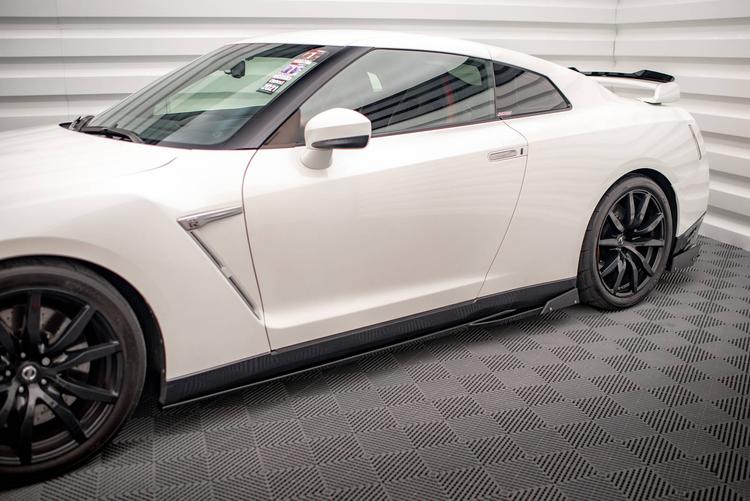 Maxton Design Sivuhelmat Nissan GTR R35 Facelift