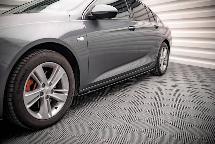 Maxton Design Sivuhelmat Opel Insignia MK2