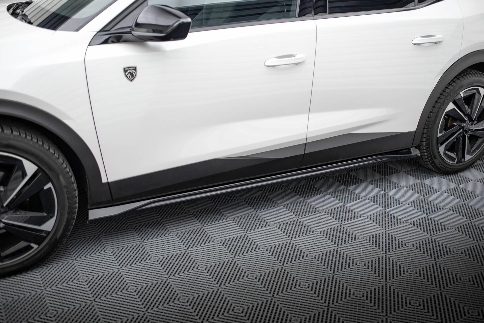 Maxton Design Sivuhelmat Peugeot 408 MK1