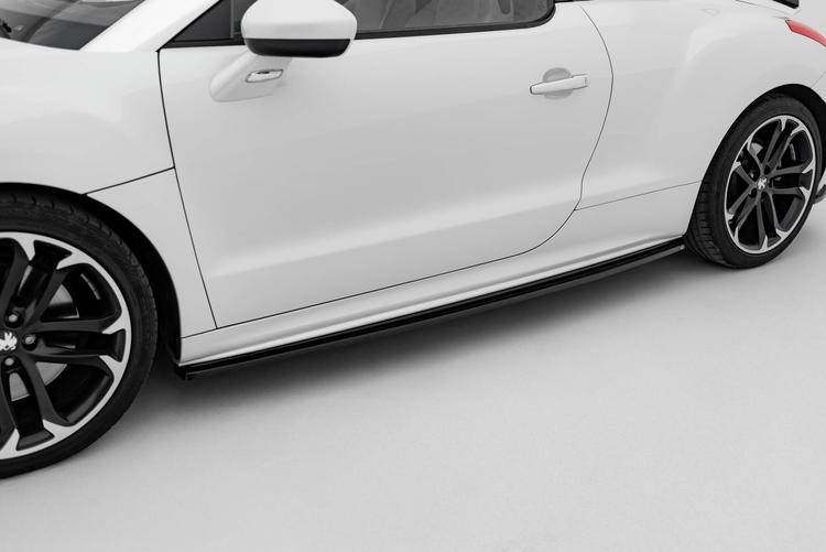 Maxton Design Sivuhelmat Peugeot RCZ MK1 / MK1 Facelift