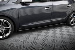 Maxton Design Sivuhelmat Renault Megane GT MK3 Facelift