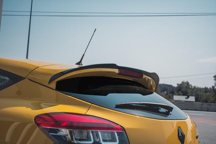 Maxton Design Siipi Renault Megane 3 RS
