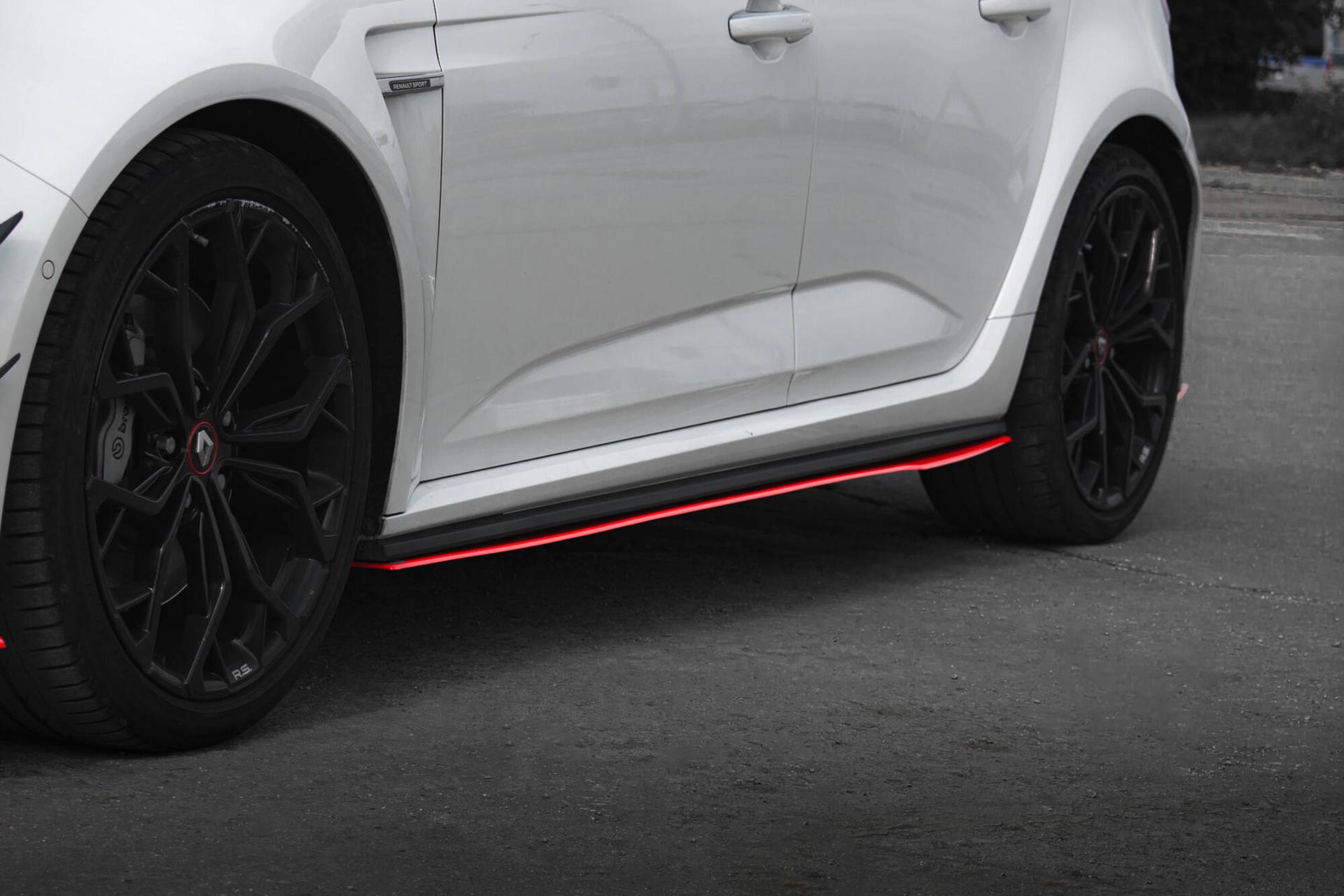 Maxton Design Sivuhelmat V.2 Renault Megane RS MK4
