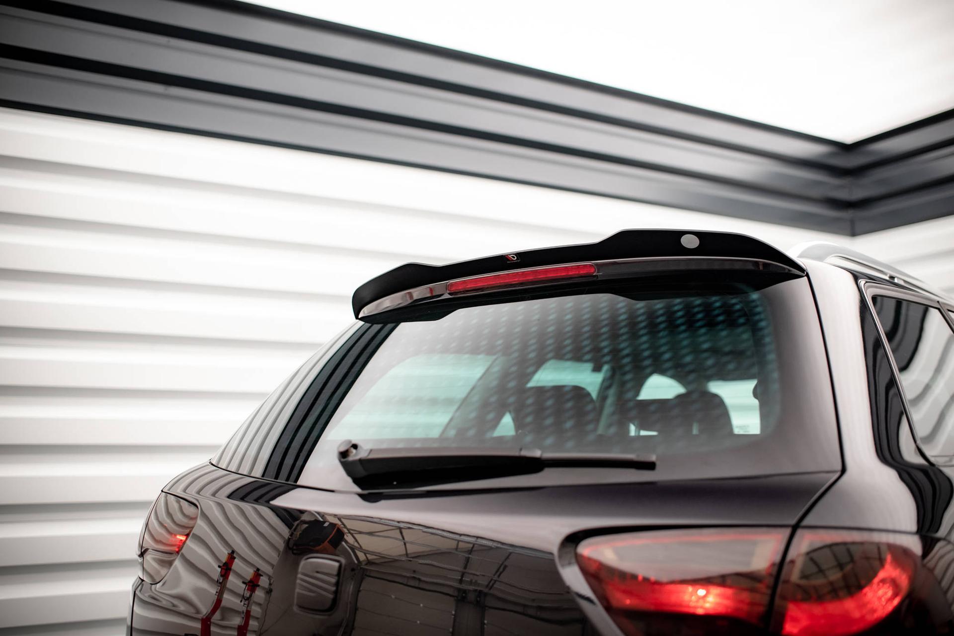 Maxton Design Spoiler Seat Exeo ST