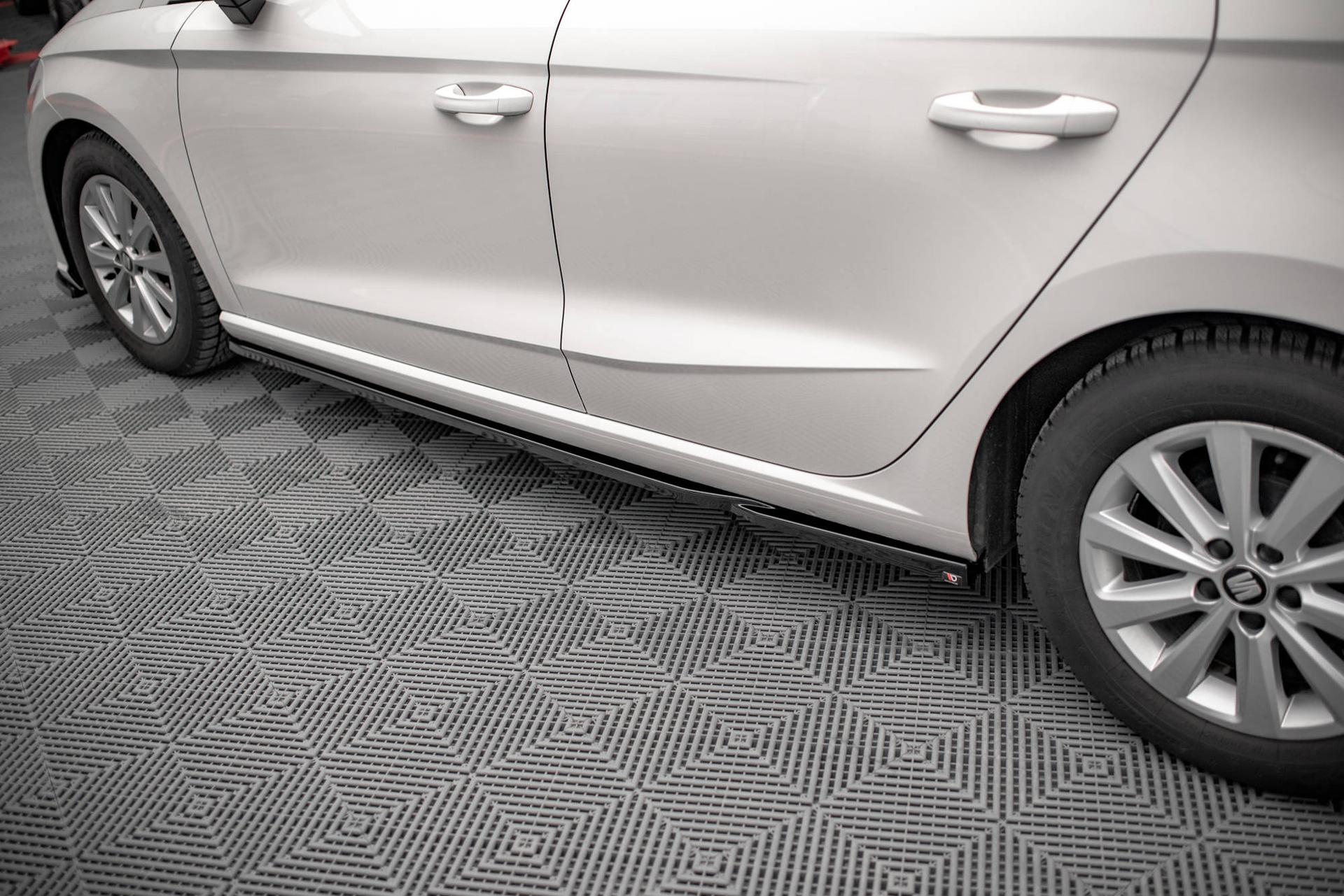 Maxton Design Sivuhelmat V.2 Seat Ibiza FR/ Standard MK5