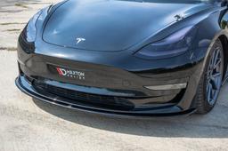 Maxton Design Kuppispoileri Tesla Model 3