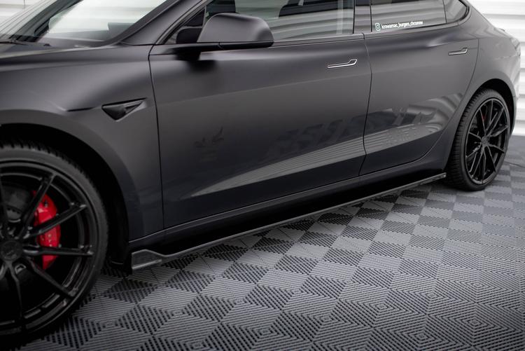 Maxton Design Sideskjørt V.3 Tesla Model 3 MK1 / MK1 Facelift