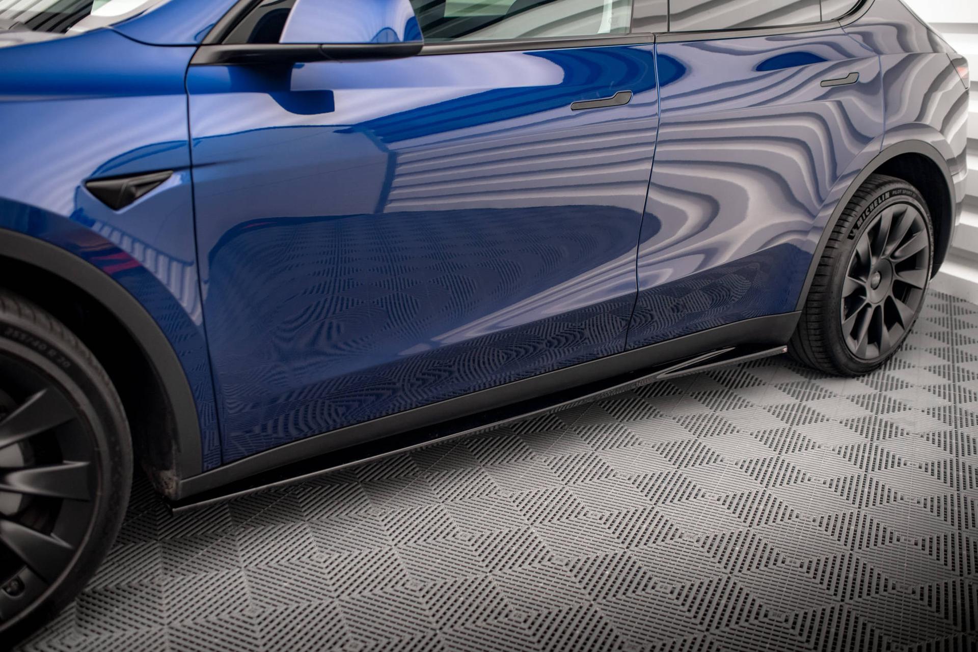 Maxton Design Sivuhelmat V.1 Tesla Model Y