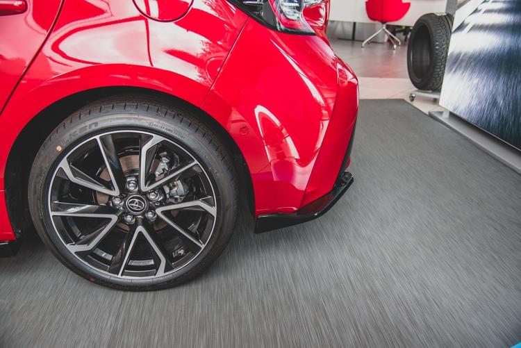 Maxton Design Splitters Toyota Corolla XII Hatchback