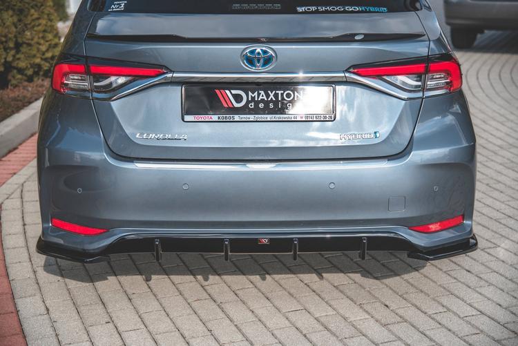 Maxton Design Splitters Toyota Corolla XII Sedan