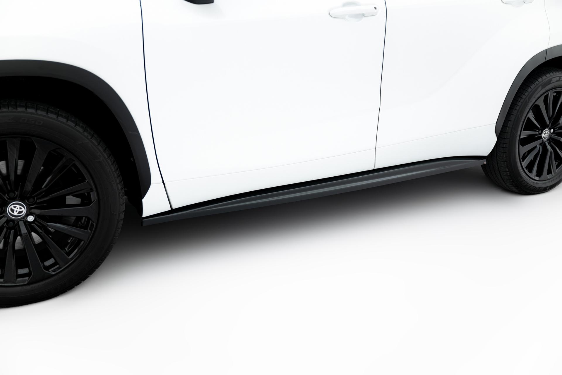 Maxton Design Sivuhelmat Toyota Highlander MK4