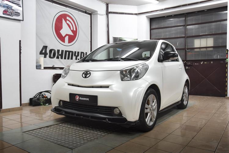 Maxton Design Kuppispoileri Toyota IQ