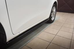 Maxton Design Sivuhelmat Toyota IQ