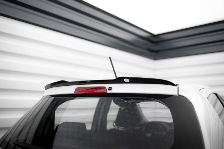 Maxton Design Siipi Toyota Yaris MK3 Facelift