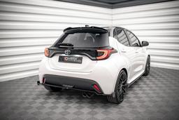 Maxton Design Siipi V.2 Toyota Yaris MK4