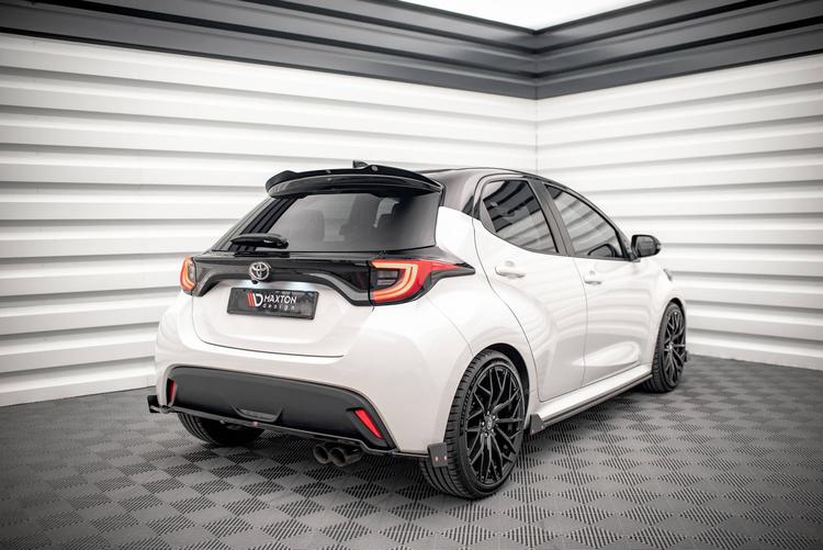 Maxton Design Diffuser V.1  Toyota Yaris MK4