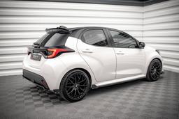 Maxton Design Sivuhelmat V.1  Toyota Yaris MK4