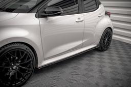Maxton Design Sivuhelmat V.1  Toyota Yaris MK4