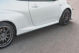 Maxton Design Sivuhelmat Racing Toyota GR Yaris MK4
